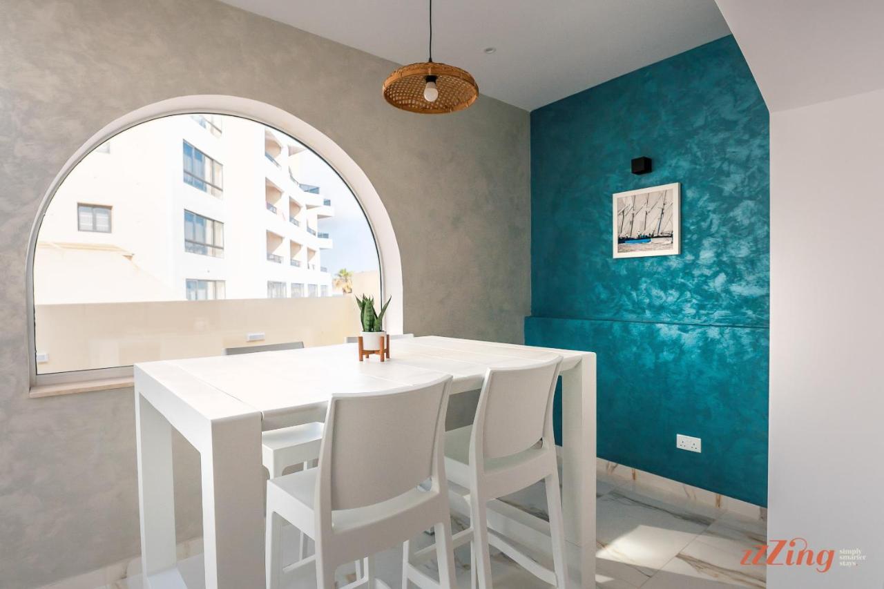 Stunning Holiday Villa With A Heated Jacuzzi San Pawl il-Baħar Eksteriør billede